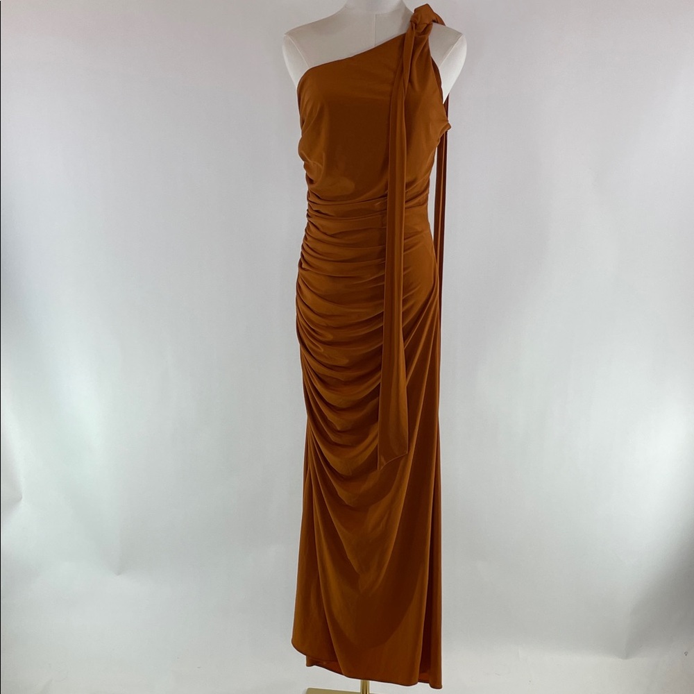 Halston Audrie Gown, 10 - Picture 9 of 13